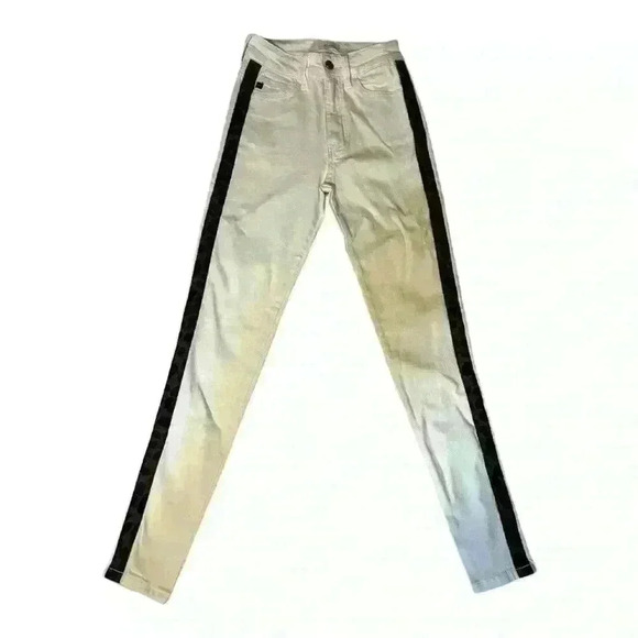 KanCan High Rise  White Stretch Skinny Jeans NWT Size 0. - Picture 2 of 15